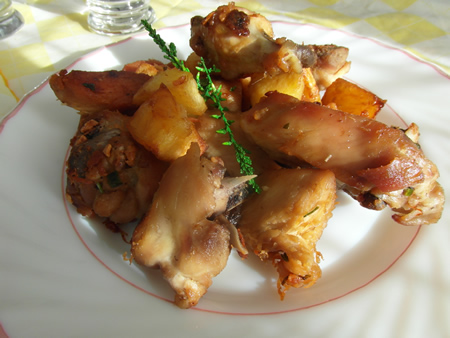 Pollo al ajillo en cuchifrito con patatas